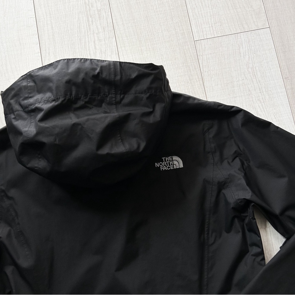 The North Face Venture II black dryvent rain jacket - Picture 14 of 14